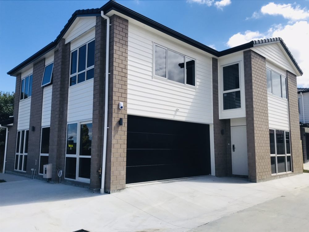 PAPATOETOE, 5 BEDROOMS